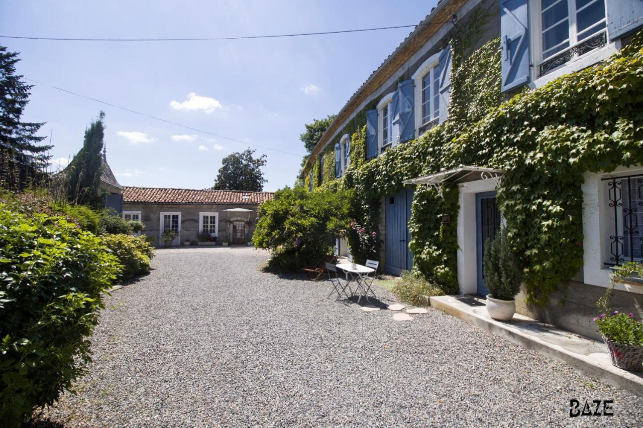 Centre De Bien-Etre Et Ses Chambres D'Hote Villeneuve-de-Rivière Εξωτερικό φωτογραφία